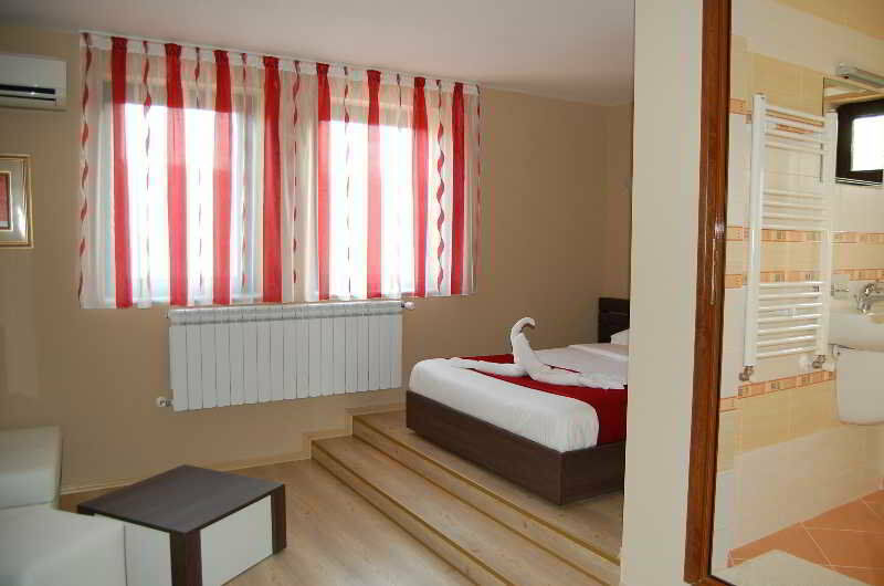 Rusenski Lom Hotel Koshov Exterior foto